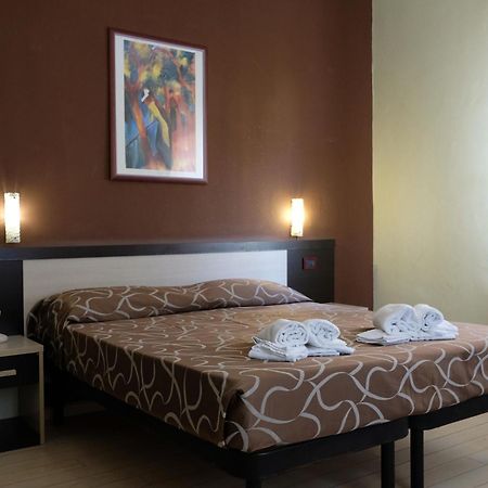 רימיני Hotel Canasta מראה חיצוני תמונה