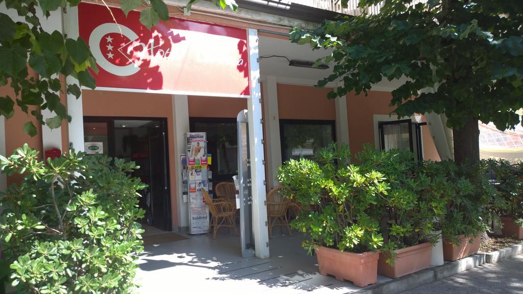 רימיני Hotel Canasta מראה חיצוני תמונה